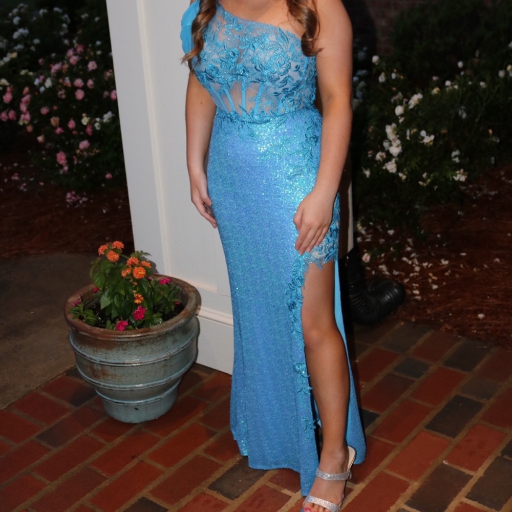 Ellie Wilde by Mon Cheri Prom/ Formal Dress